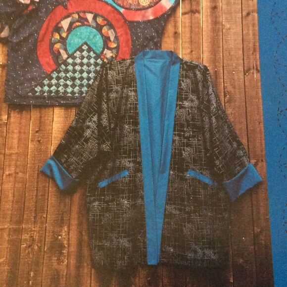 Anne's Jacket Sewing Pattern A Quilter's Wardrobe 8012 New Uncut Retro Festival - Picture 2 of 5
